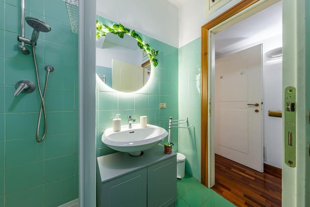 밀라노 Close To Duomo Lovely City Center Flat 아파트 외부 사진